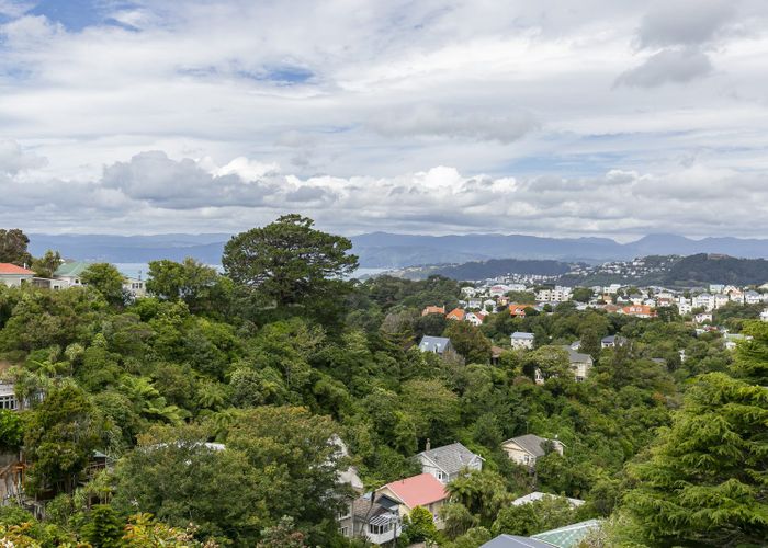  at 43A Northland Road, Northland, Wellington