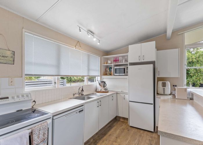  at 21 Langley Avenue, Milson, Palmerston North