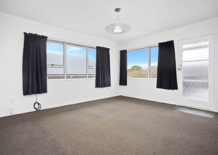  at 2/24 Tranmere Road, Sandringham, Auckland City, Auckland