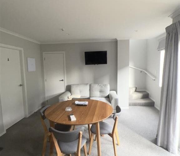  at 2/16 Manning Street, Hamilton City Central, Hamilton, Waikato