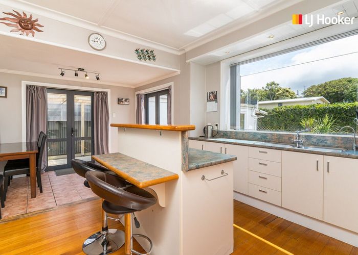  at 135 Tomahawk Road, Andersons Bay, Dunedin