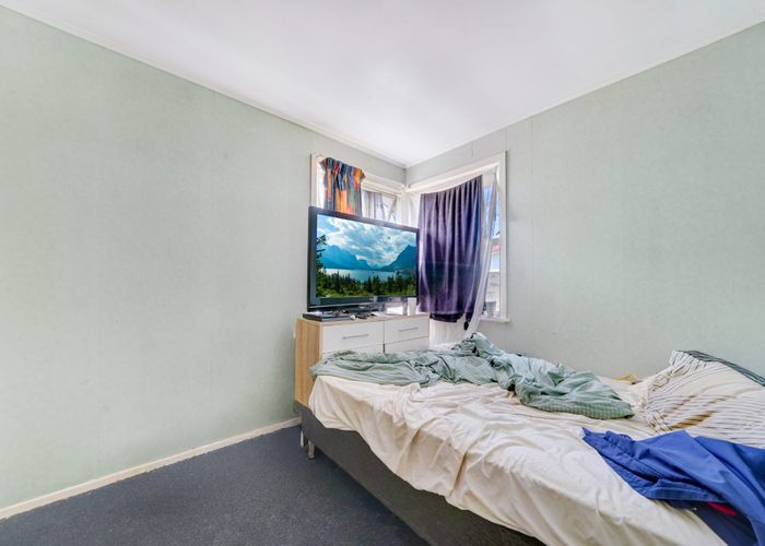  at 16 Cargill Street, Papakura, Papakura, Auckland