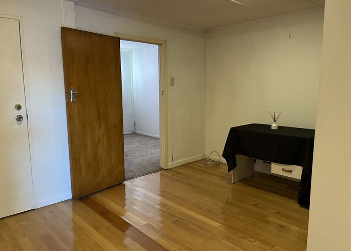  at 355 Richardson Road, New Windsor, Auckland