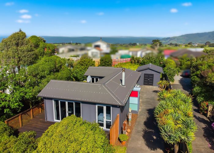  at 38 Dixie Street, Te Horo, Kapiti Coast, Wellington