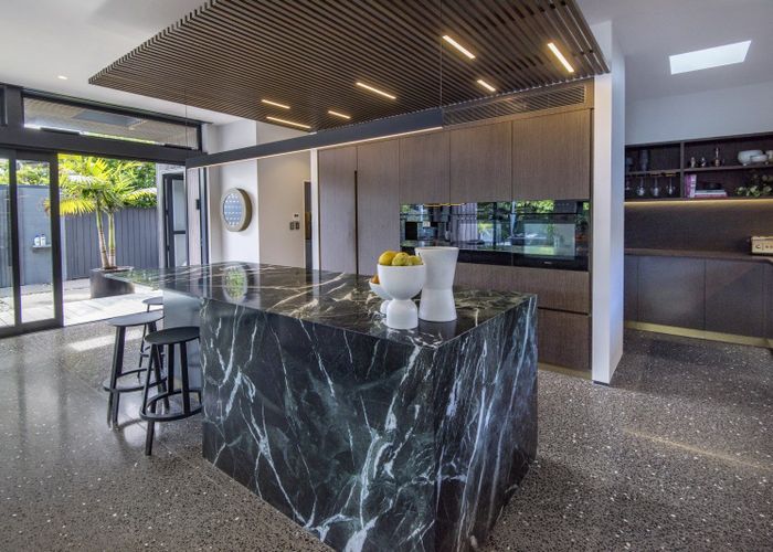  at 11 Cheltenham Road, Cheltenham, Devonport, North Shore City, Auckland