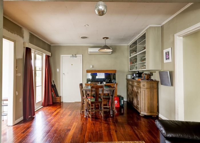  at 35 Lake Crescent, Hamilton Lake, Hamilton, Waikato