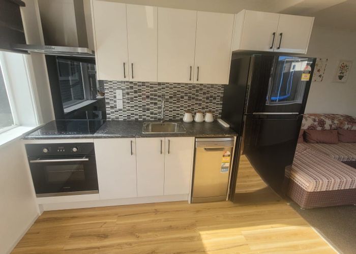  at 1/567 High Street, Boulcott, Lower Hutt