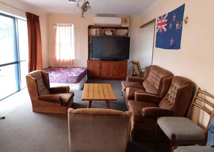  at 4 Scotland Place, Hillcrest, Hamilton