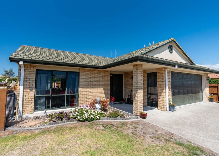  at 3 Kentia Avenue, Mount Maunganui