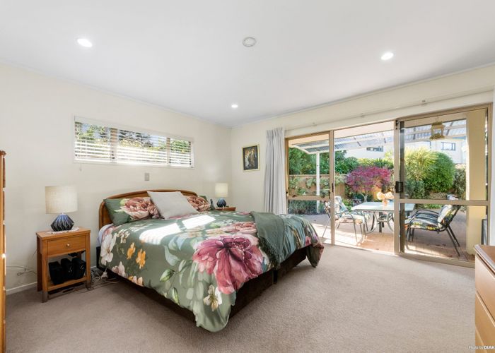  at 41 Connemara Court, West Harbour, Auckland