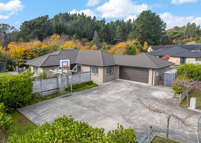  at 17 Opal Avenue, Timberlea, Upper Hutt