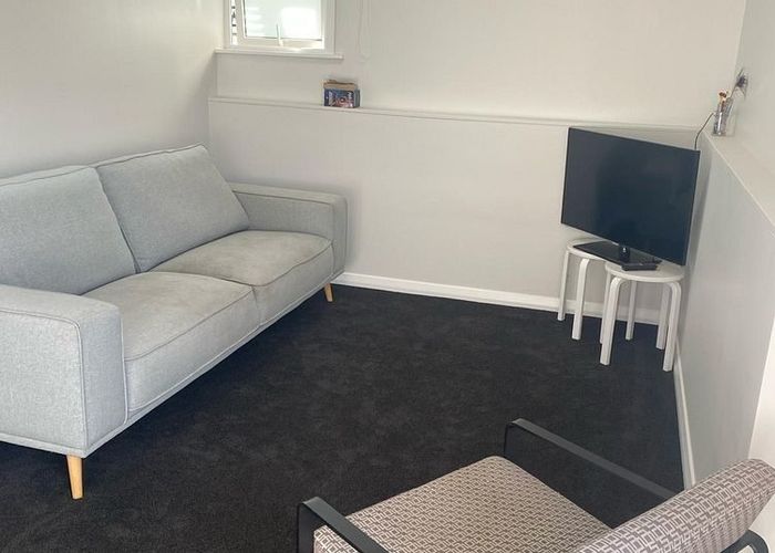  at 16 Bonnie Brae Road, Meadowbank, Auckland City, Auckland