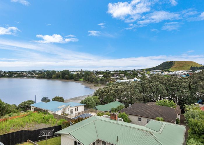  at 1-5/10 Church Crescent, Panmure, Auckland City, Auckland