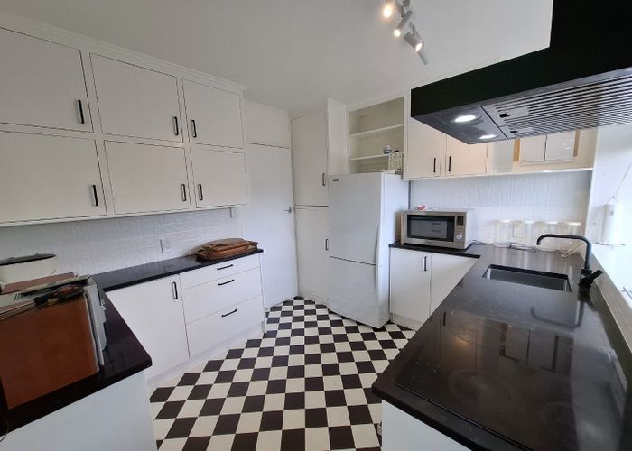  at 3/33 Northumberland Avenue, Belmont, North Shore City, Auckland