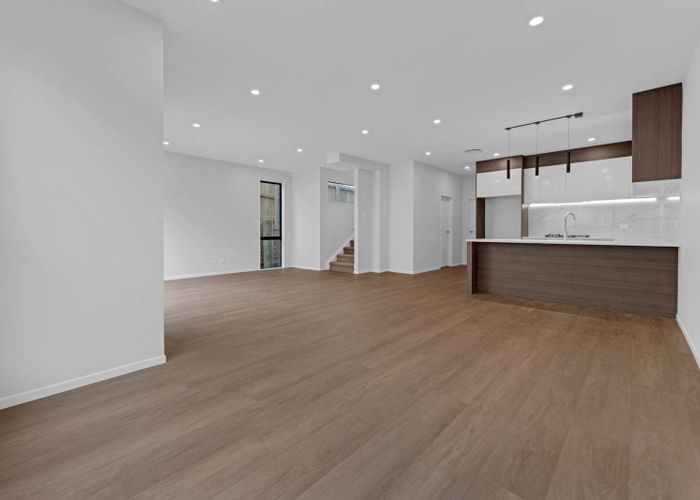  at 32B Hearth Street, Flat Bush, Manukau City, Auckland