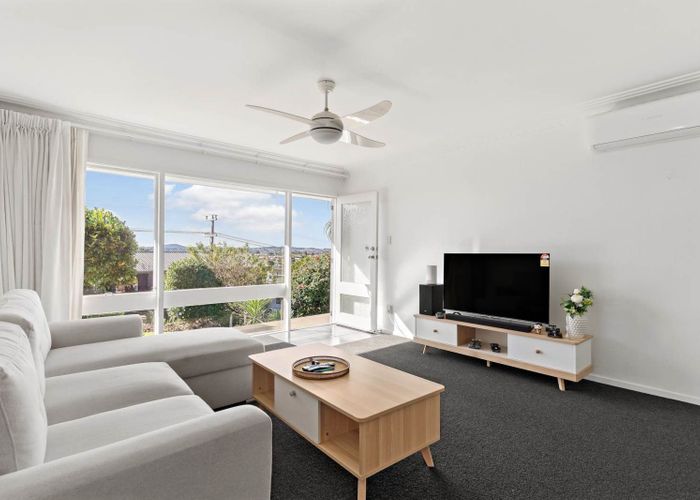  at 1B De Val Drive, Titirangi, Waitakere City, Auckland