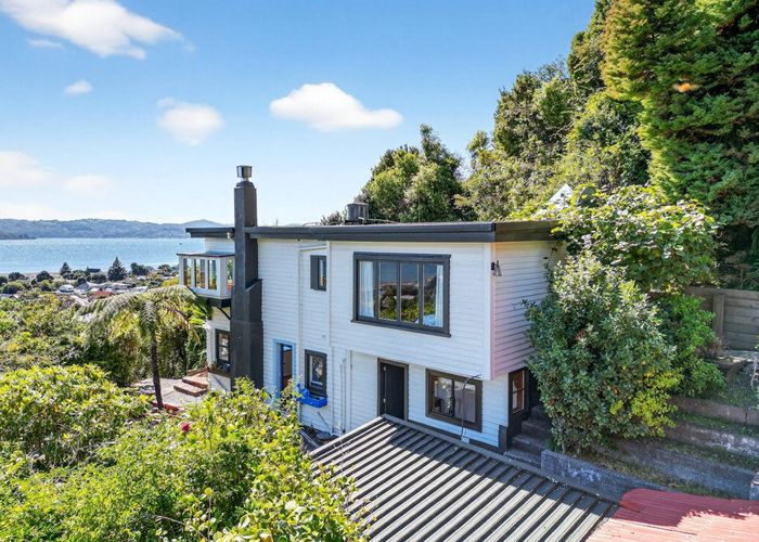  at 19 Karaka Street, Eastbourne, Lower Hutt, Wellington