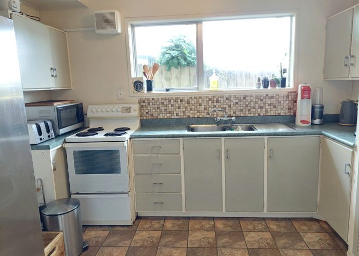  at 2/69 Spring Street, Onehunga, Auckland