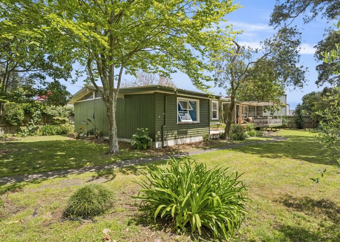  at 54 Taylor Road, Mangere Bridge, Manukau City, Auckland