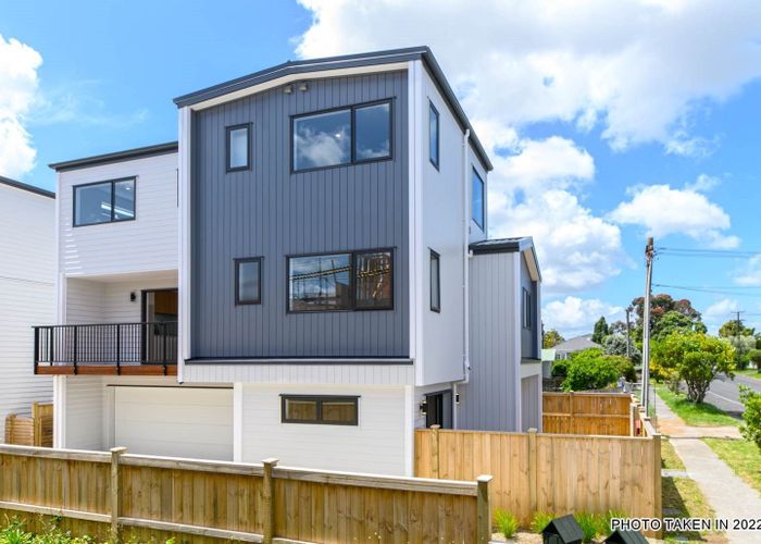  at 32A Ennismore Road, Mount Albert, Auckland