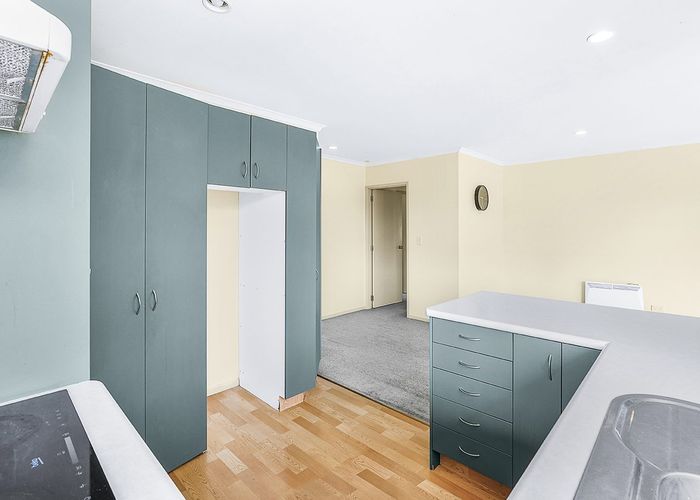  at 12 Farnham Close, Rototuna North, Hamilton