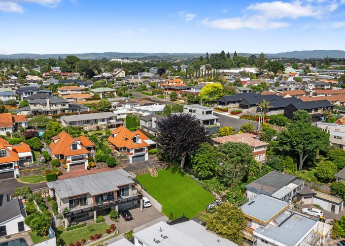  at 27a Fraser Street, Avenues, Tauranga, Bay Of Plenty