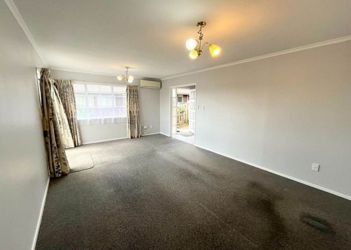  at 2/15 Summermist Drive, Northpark, Manukau City, Auckland