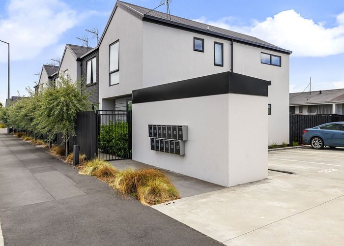  at 122A Blenheim Road, Riccarton, Christchurch