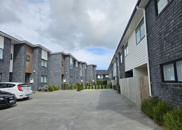  at 11/88 Carrington Avenue, Silverdale, Hamilton, Waikato