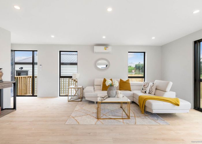  at 83  Hamilton Drive, Waiuku, Franklin, Auckland