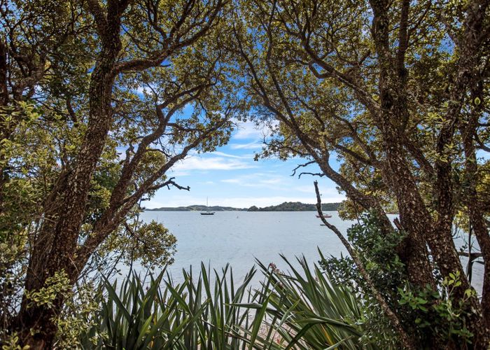  at 419F Manawaora Road, Parekura Bay, Russell
