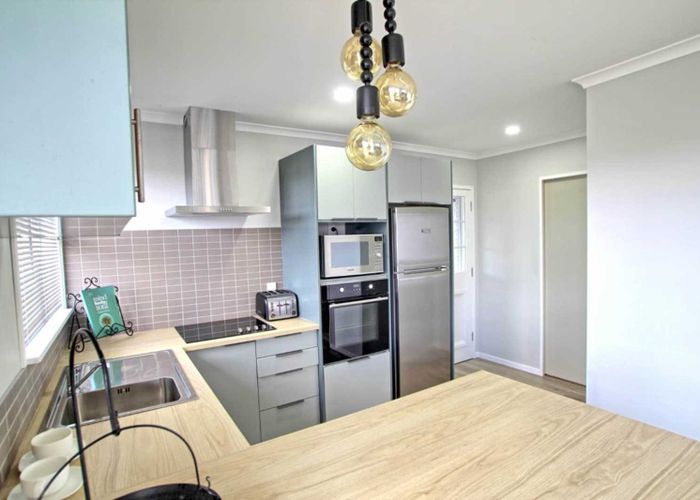  at 1/3 Flaxdale Street, Birkdale, North Shore City, Auckland
