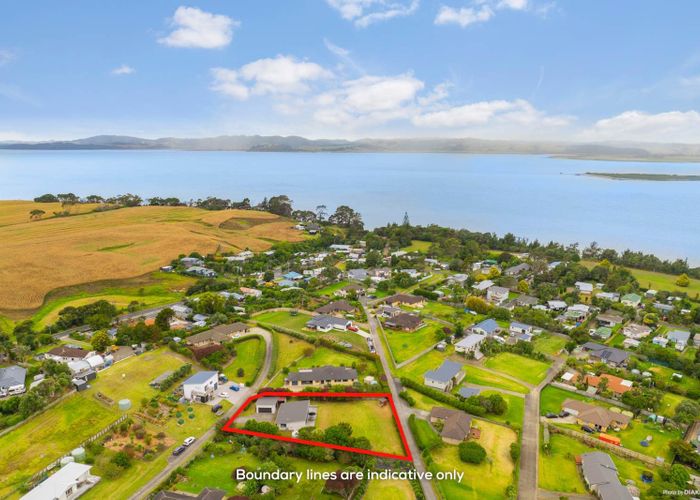  at 18 Omana Avenue, Helensville