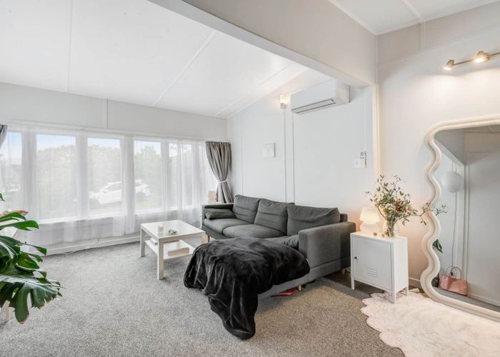  at 1305 Whangaparaoa Road, Army Bay, Whangaparaoa