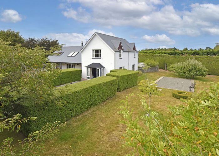  at 8 Whitewood Crescent, Christchurch