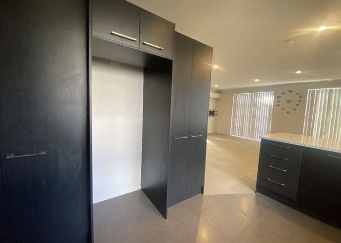  at 18 Gibbston Crescent, Mission Heights, Manukau City, Auckland