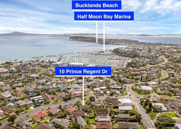  at 10 Prince Regent Drive, Half Moon Bay, Auckland