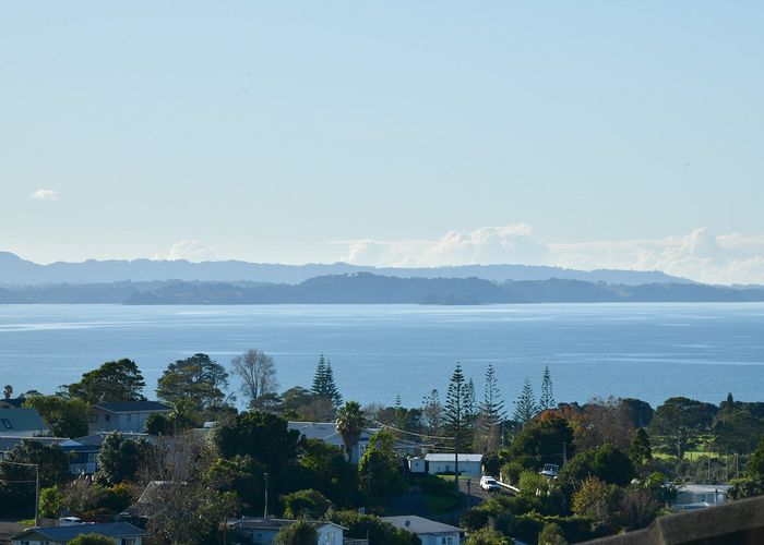  at 7 Moera Place, Stanmore Bay, Whangaparaoa