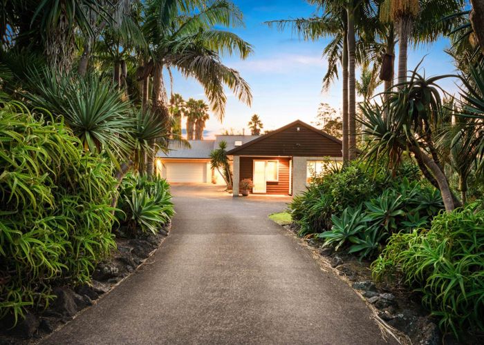 at 136 Schnapper Rock Road, Schnapper Rock, North Shore City, Auckland
