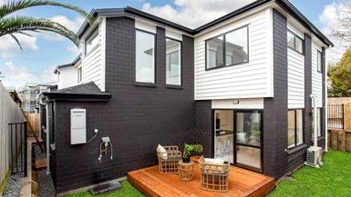  at 37A Reid Road, New Lynn, Auckland