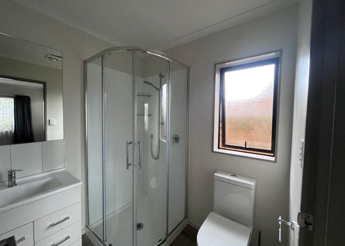  at 120 Kervil Avenue, Te Atatu Peninsula, Waitakere City, Auckland