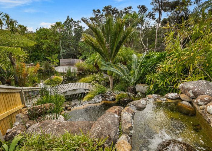  at 6 Emily Lane, Greenhithe, North Shore City, Auckland