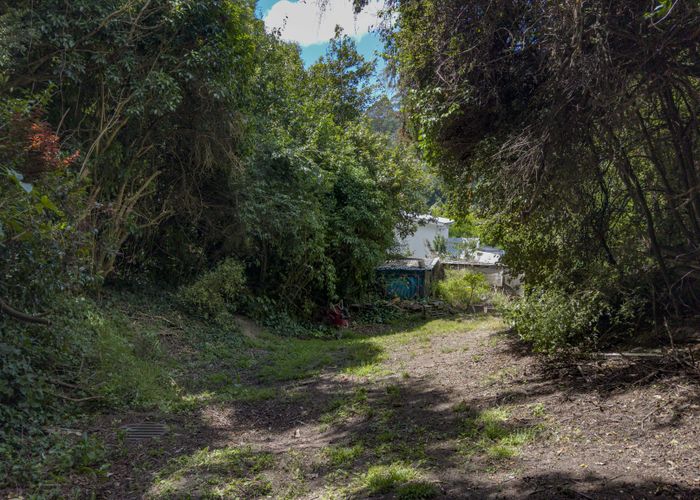  at 6 Plumwood Lane, Cashmere, Christchurch City, Canterbury
