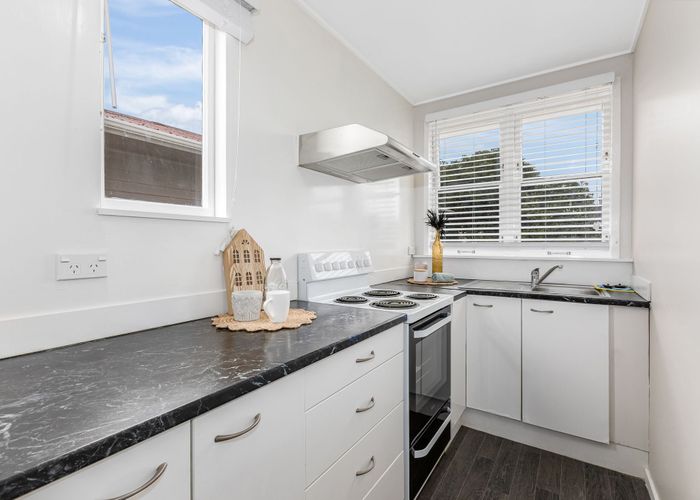  at 10a Main Road, Titahi Bay, Porirua, Wellington