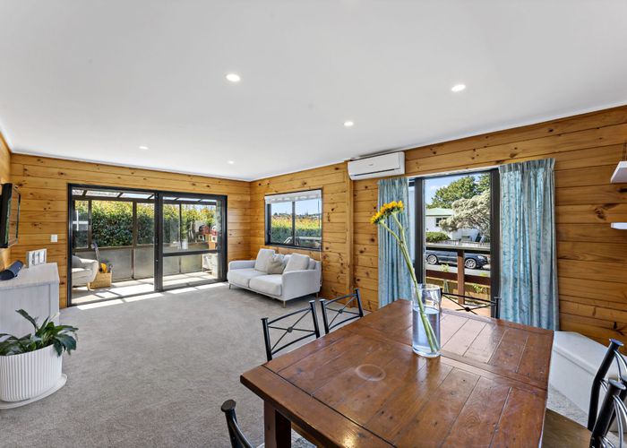  at 22 Albatross Road, Red Beach, Whangaparāoa