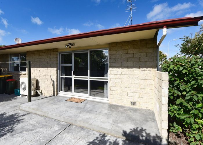  at 1/40 Cambridge Street, Hampstead, Ashburton