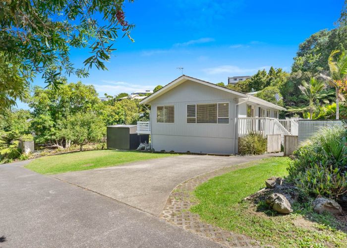  at 15  Reynolds Place, Torbay, North Shore City, Auckland