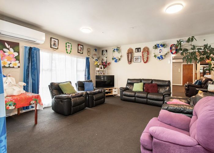  at 17 Woodham Courts, Linwood, Christchurch City, Canterbury