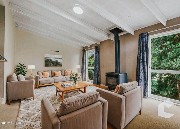  at 36 Beaudine Avenue, Glenfield, North Shore City, Auckland