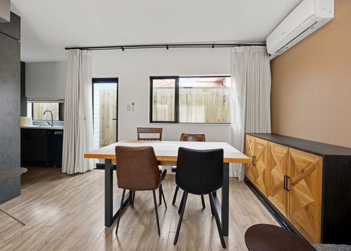  at 6 KORAMA LANE, New Lynn, Waitakere City, Auckland